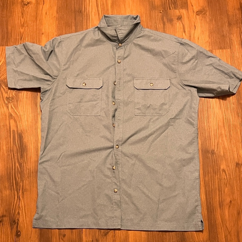 Croft & Barrow Men's Gray Casual Button Down Shirt